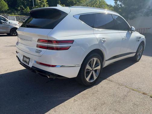 White 2024 Genesis GV80 3.5T