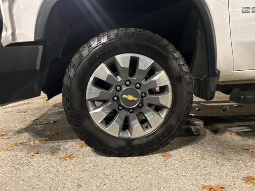 2022 Chevrolet Silverado 2500 Custom