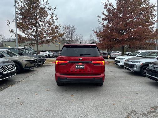 2024 Toyota Sequoia SR5