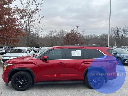 2024 Toyota Sequoia SR5