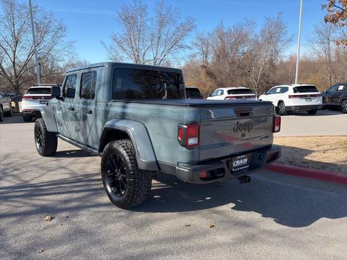 2024 Jeep Gladiator Nighthawk
