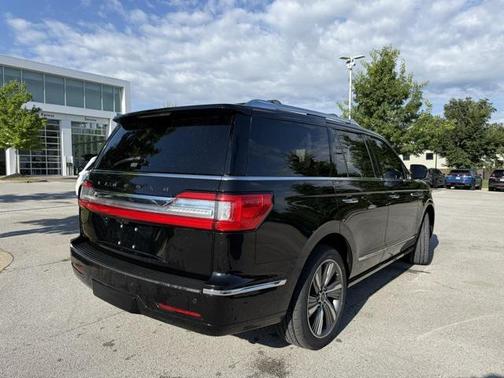 2018 Lincoln Navigator Black Label