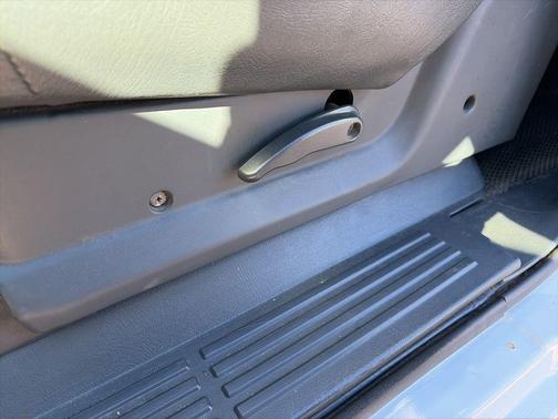 Summit White 2002 Chevrolet Silverado 1500 Base