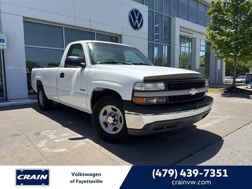 Summit White 2002 Chevrolet Silverado 1500 Base