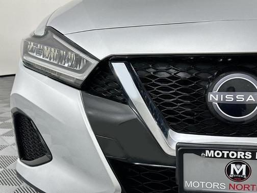 2023 Nissan Maxima SV
