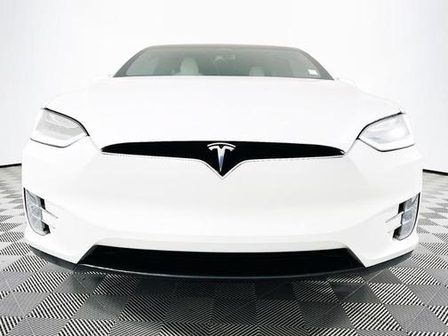 2020 Tesla Model X Long Range Plus