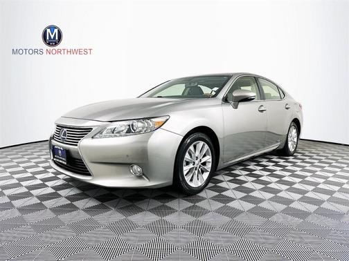 2015 Lexus ES 300h Base