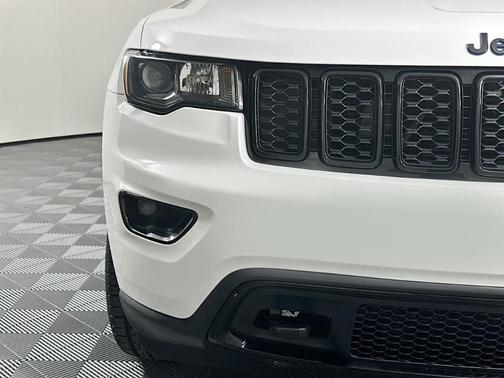 2019 Jeep Grand Cherokee Laredo