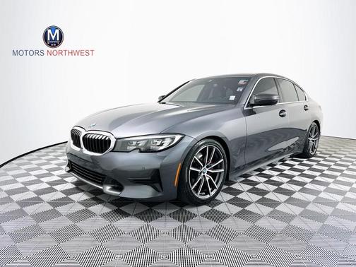 2019 BMW 330 i