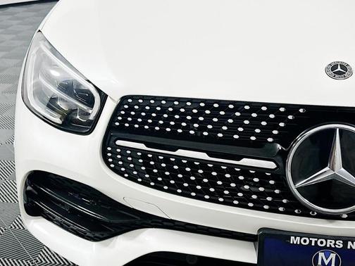 White 2021 Mercedes-Benz GLC 300 Base 4MATIC