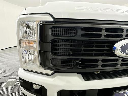 2024 Ford F-350 XLT