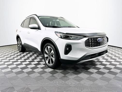 2025 Ford Escape Platinum