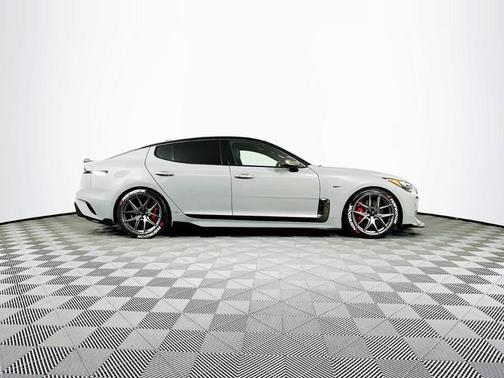 2023 Kia Stinger GT2