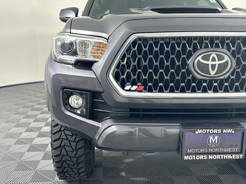 2019 Toyota Tacoma SR