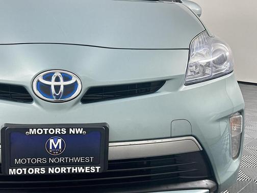 2013 Toyota Prius Plug-in Advanced