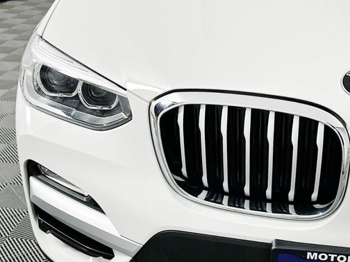 White 2019 BMW X3 xDrive30i