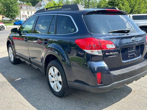 2012 Subaru Outback 2.5i
