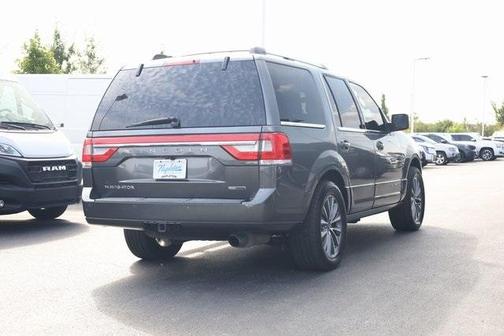 2015 Lincoln Navigator Base