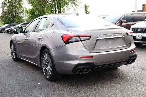 2022 Maserati Ghibli Modena