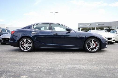 2022 Maserati Ghibli Modena Q4