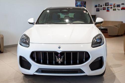 Bianco 2025 Maserati Grecale Base