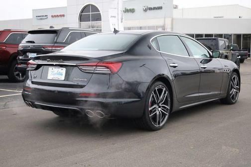 2024 Maserati Quattroporte Modena Ultima Q4