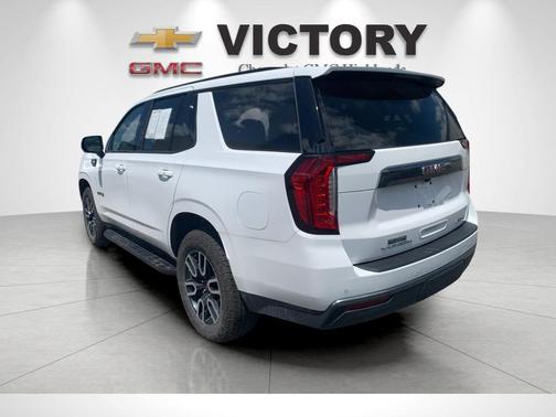 Summit White 2023 GMC Yukon 4WD AT4
