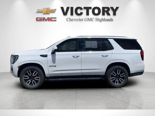 Summit White 2023 GMC Yukon 4WD AT4