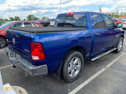 Blue Streak Pearlcoat 2016 RAM 1500 Big Horn