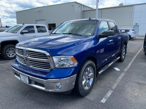 Blue Streak Pearlcoat 2016 RAM 1500 Big Horn