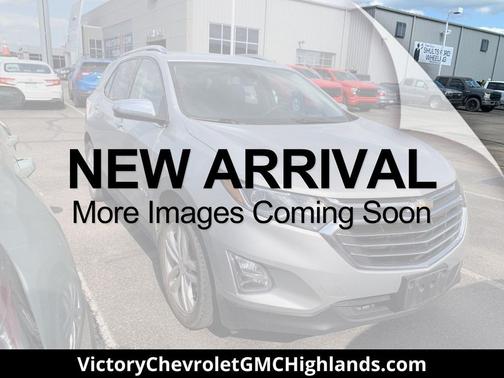 Silver Ice Metallic 2018 Chevrolet Equinox Premier w/2LZ
