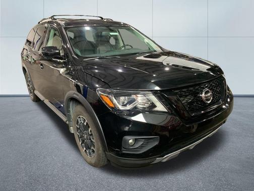 2020 Nissan Pathfinder SL 4WD
