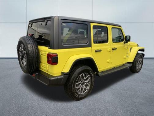 2024 Jeep Wrangler 4-Door Sahara