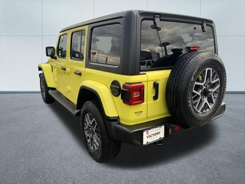 2024 Jeep Wrangler 4-Door Sahara