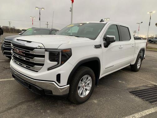 2024 GMC Sierra 1500 SLE