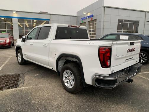 2024 GMC Sierra 1500 SLE