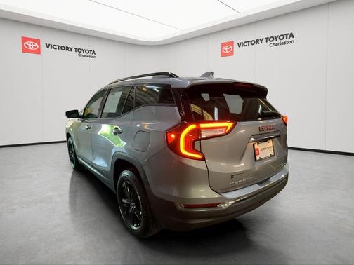 2023 GMC Terrain AWD AT4