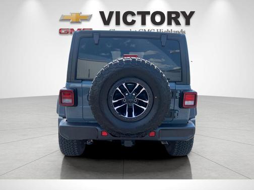 Anvil Clear Coat 2024 Jeep Wrangler Willys