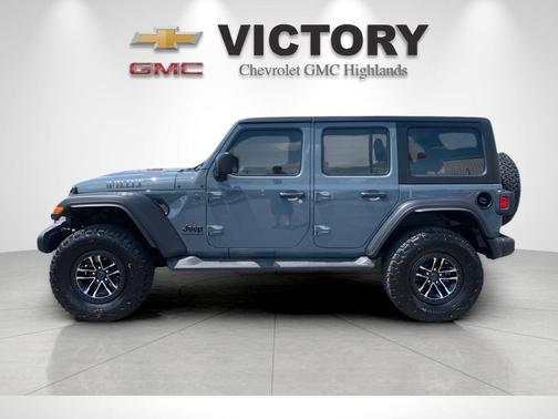 Anvil Clear Coat 2024 Jeep Wrangler Willys