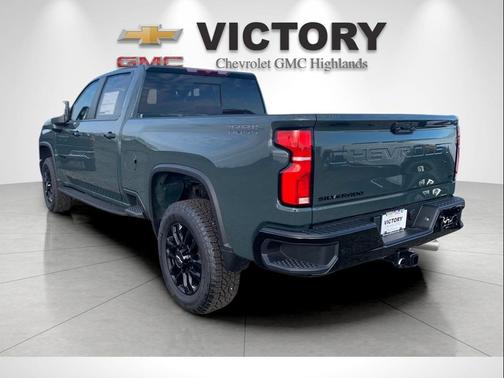 2026 GMC Sierra 2500 SLT