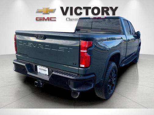 2026 GMC Sierra 2500 SLT