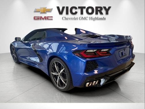 Elkhart Lake Blue Metallic 2023 Chevrolet Corvette Stingray w/1LT