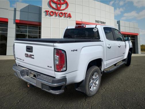 Summit White 2019 GMC Canyon SLE