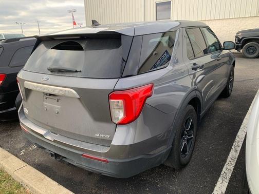 2021 Ford Explorer Base