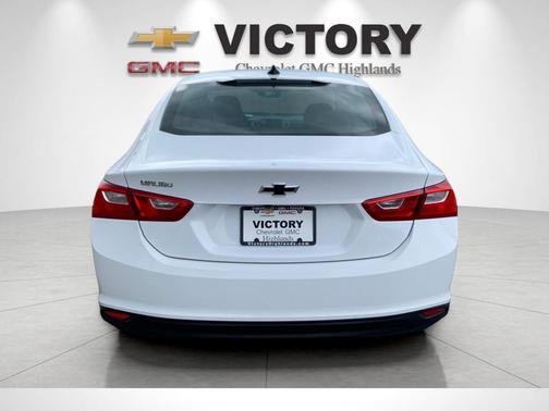 Summit White 2023 Chevrolet Malibu 1LS