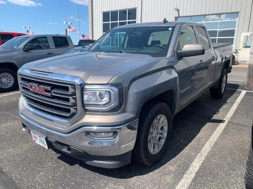 Pepperdust Metallic 2017 GMC Sierra 1500 SLE