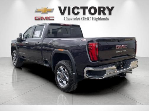2026 GMC Sierra 2500 SLT