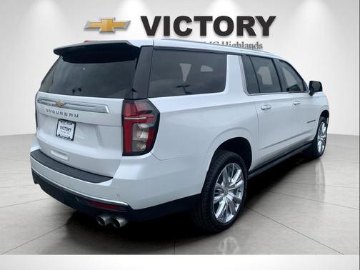 2021 Chevrolet Suburban 4WD High Country