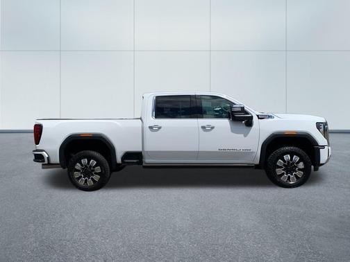 2024 GMC Sierra 2500 Denali