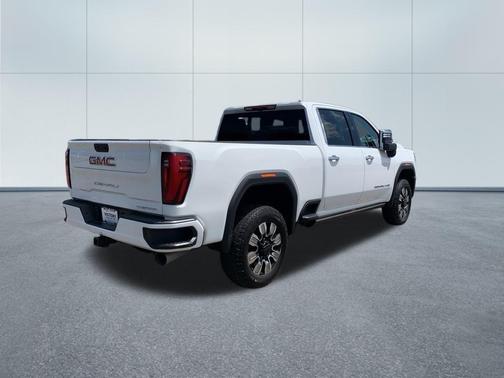 2024 GMC Sierra 2500 Denali